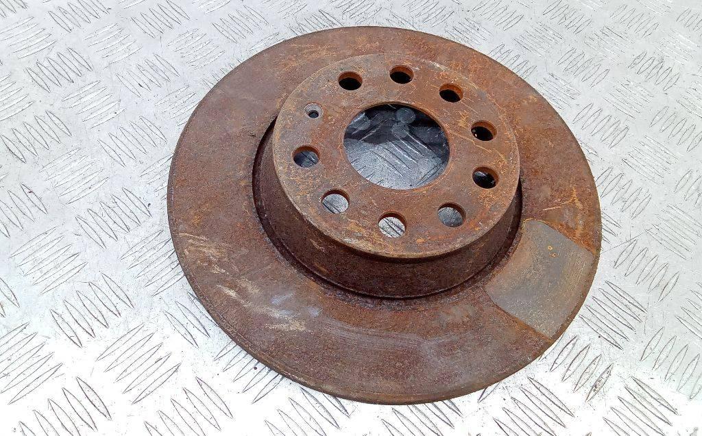 диск тормозной задний Volkswagen Passat B6 2008 - фото №1