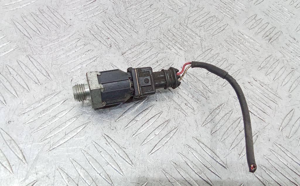 датчик детонации Renault Megane 3 поколение 2009, 1.5 л., дизель, МКПП, 8200680689 - фото №1