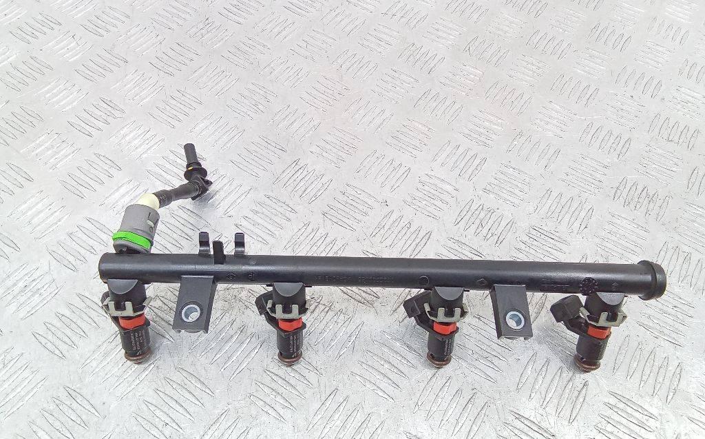 топливная рампа Renault Duster 2 поколение 2022, 2.0 л., бензин, МКПП, 8200053030 - фото №1