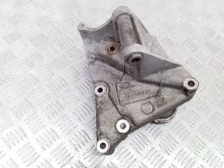 кронштейн генератора Land Rover Range Rover Sport 1 поколение 2008, 3.6 л., дизель, АКПП, YLU500430