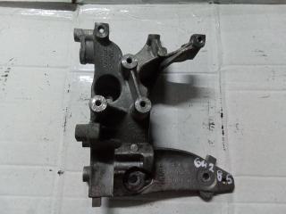 кронштейн генератора Peugeot 308 T7 [рестайлинг] 2012, 1.6 л., дизель, МКПП