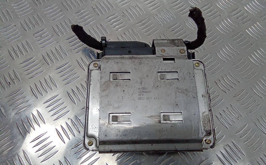 блок управления двигателем Audi A4 B6 2003, 8E0907411 - фото №1