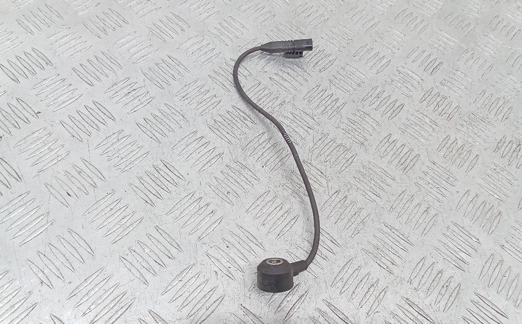 датчик детонации Mercedes-Benz CLA-Класс C117 2015, 1.6 л., бензин, A0071530428 - фото №1