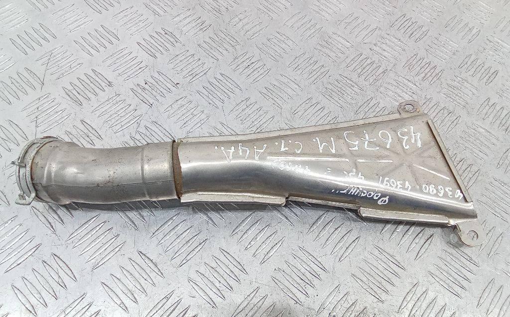 патрубок интеркулера Renault Vel Satis 1 поколение 2002, 2.0 л., бензин, МКПП, 8200100937 - фото №1