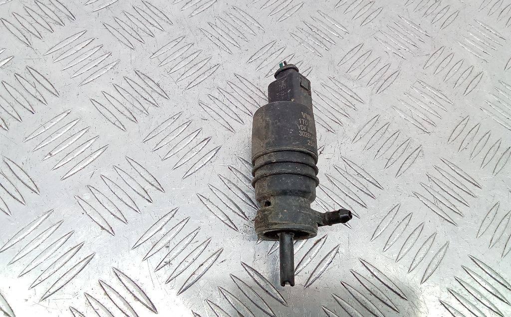 насос (моторчик) омывателя стекла Volkswagen Jetta 5 поколение 2005, 1T0955651 - фото №1