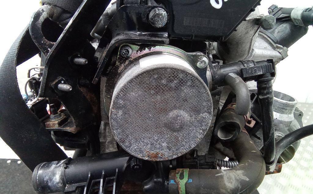 насос вакуумный Renault Megane 3 поколение 2008, 1.5 л., дизель - фото №1