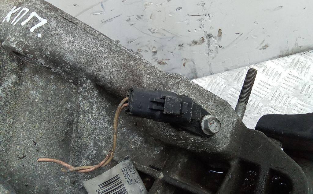 датчик коленвала Renault Megane 3 поколение 2008, 1.5 л., дизель - фото №1