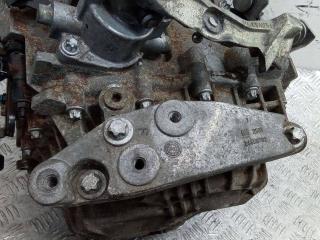 кронштейн КПП Opel Zafira 2 поколение (B) 2005, 1.9 л., дизель, МКПП, 24459782