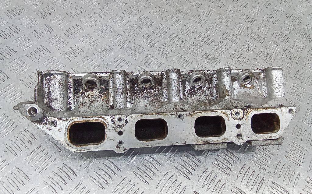 коллектор впускной Renault Megane 2 поколение 2003, 1.6 л., бензин, 8200135480 - фото №1