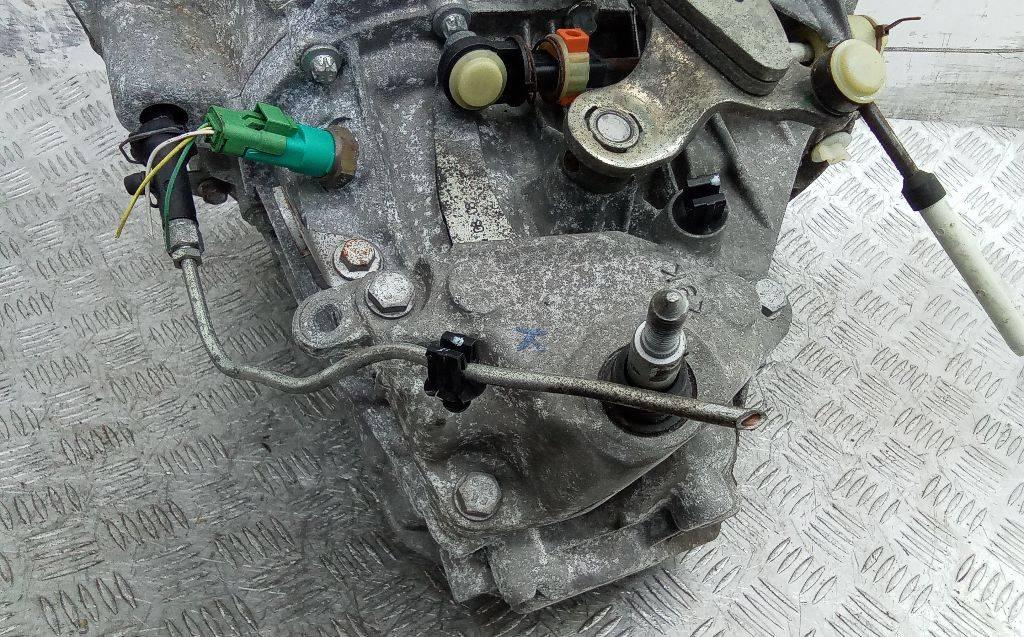 кронштейн КПП Renault Megane 3 поколение 2008, 1.5 л., дизель, МКПП - фото №1