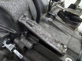 кронштейн КПП Renault Clio 3 поколение 2008, 1.6 л., бензин, МКПП, 8200284803