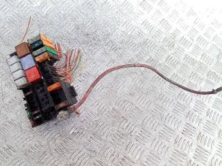 блок предохранителей Renault Scenic 2 поколение 2003, 1.9 л., дизель, МКПП, 7703297988