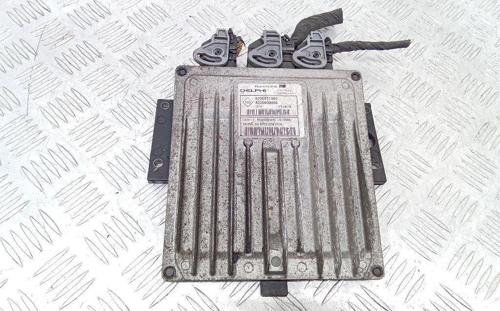 блок управления двигателем Renault Clio 3 поколение 2007, 1.5 л., дизель, МКПП, 8200911560 - фото №1