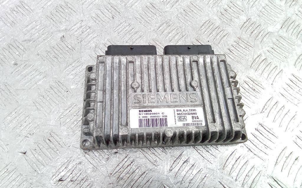 блок управления АКПП Citroen C4 1 поколение 2004, 1.6 л., бензин, АКПП, 9654232880 - фото №1