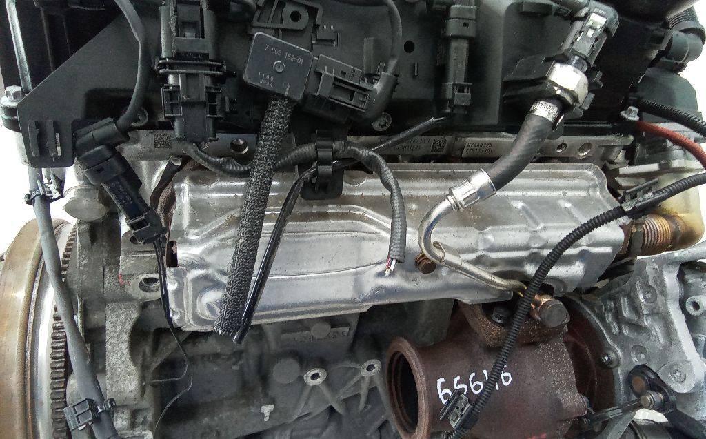 коллектор выпускной BMW 1 серия F20/F21 2013, 1.5 л., дизель, МКПП - фото №1