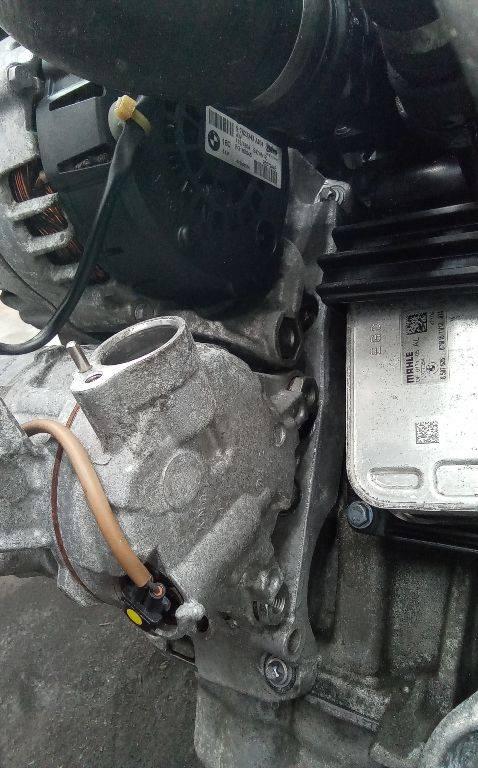 кронштейн генератора BMW 1 серия F20/F21 2013, 1.6 л., дизель, МКПП - фото №1