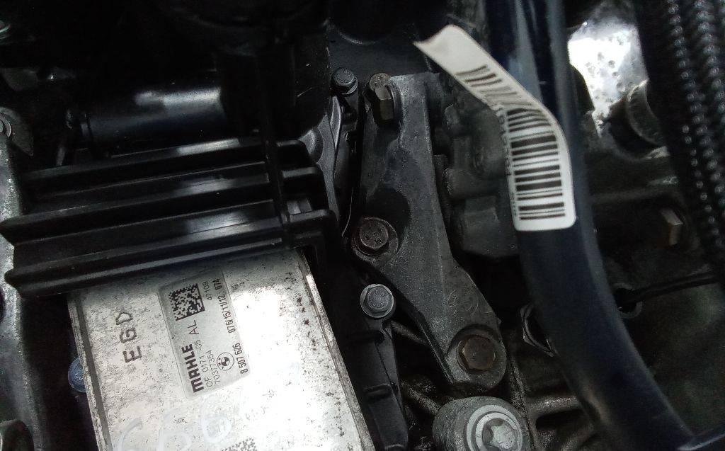 кронштейн ТНВД BMW 1 серия F20/F21 2013, 1.6 л., дизель, МКПП - фото №1