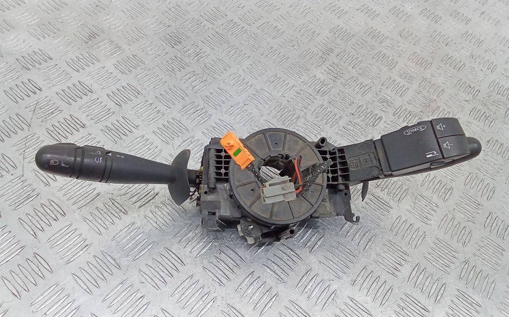 переключатель подрулевой (стрекоза) Nissan Primastar 1 поколение 2004, 8200070265 - фото №1