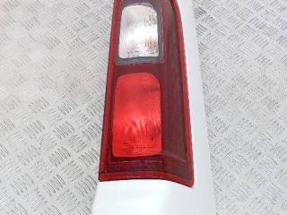 фонарь задний правый Opel Vivaro B 2016, 265504656R