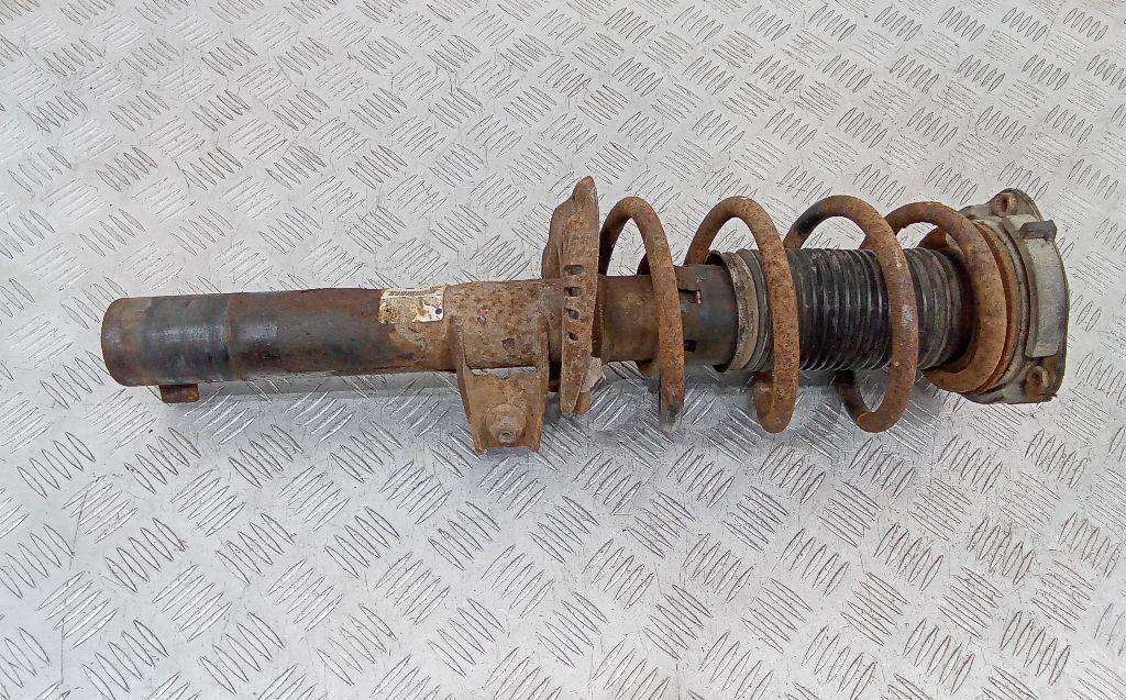 амортизатор передний левый Volkswagen Jetta 5 поколение 2006, 1K0400039 - фото №1