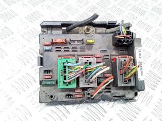 блок предохранителей Peugeot 307 1 поколение 2004, 9650664180