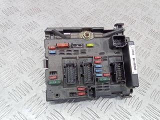 блок предохранителей Peugeot 307 1 поколение 2004, 9650664180