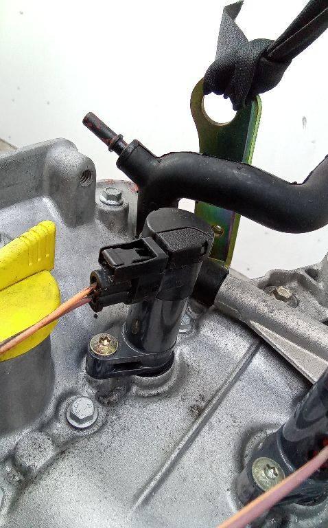 катушка зажигания Renault Logan 1 поколение 2007, 1.6 л., бензин, МКПП, 7700875000 - фото №1