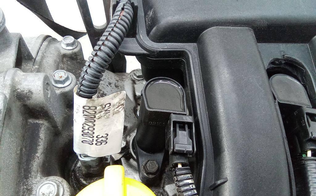 катушка зажигания Renault Megane 2 поколение 2005, 1.6 л., бензин, МКПП - фото №1