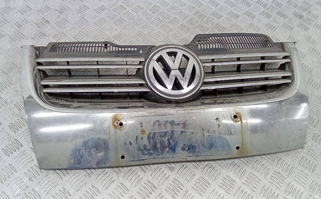 решетка радиатора Volkswagen Jetta 5 поколение 2005, 1K5853651 - фото №1