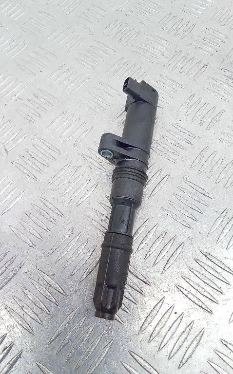 катушка зажигания Renault Duster 2 поколение 2022, 2.0 л., бензин, МКПП, 8200568671, 7700875000, 0040100071 - фото №1