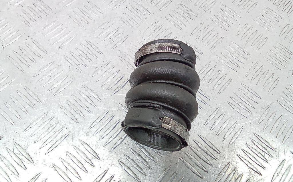 патрубок интеркулера Citroen C4 1 поколение 2007, 1.6 л., дизель, МКПП, 9649999680 - фото №1