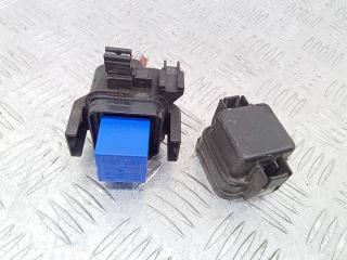 блок реле Renault Megane 3 поколение 2010, 243800013R