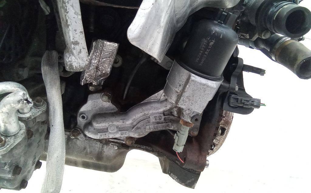 корпус масляного фильтра Peugeot 307 1 поколение 2003, 1.6 л., бензин, МКПП, 9636015310 - фото №1