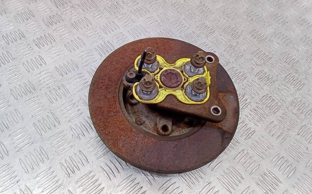 кулак задний правый Peugeot 2008 1 поколение 2014 - фото №1