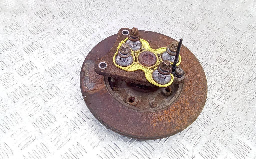 кулак задний левый Peugeot 2008 1 поколение 2014 - фото №1