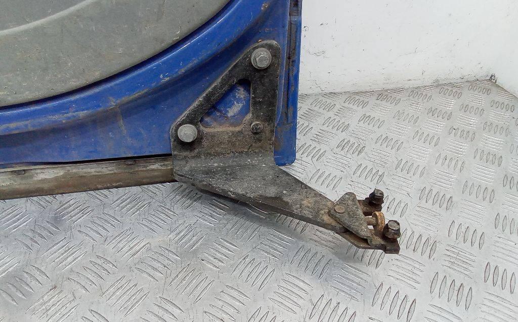 ролик двери сдвижной Nissan Primastar 1 поколение 2004 - фото №1