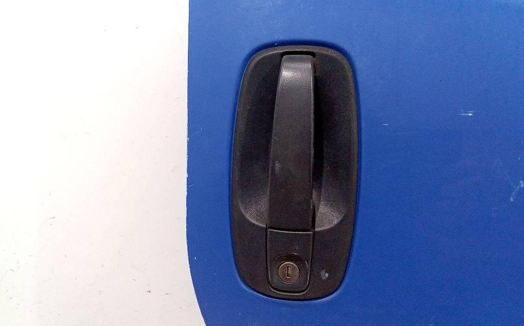 ручка наружная Nissan Primastar 1 поколение 2004 - фото №1