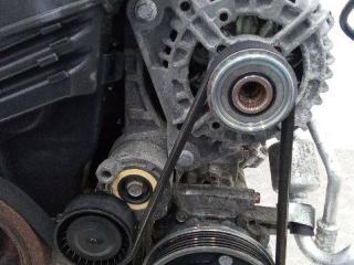 кронштейн генератора Renault Twingo 2 поколение [рестайлинг] 2012, 1.5 л., дизель, МКПП, 8200669494