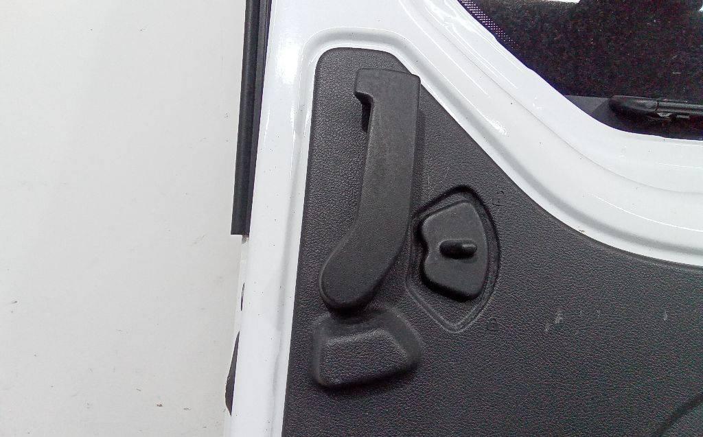 ручка внутренняя задняя правая Opel Vivaro B 2016, 93451791, 826706945R - фото №1