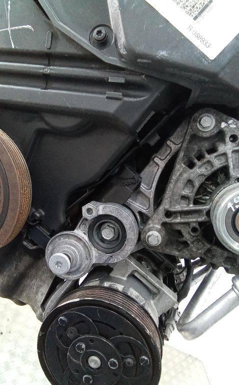 кронштейн генератора Renault Clio 4 поколение 2013, 1.5 л., дизель, МКПП - фото №1