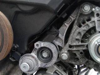 кронштейн генератора Renault Clio 4 поколение 2013, 1.5 л., дизель, МКПП