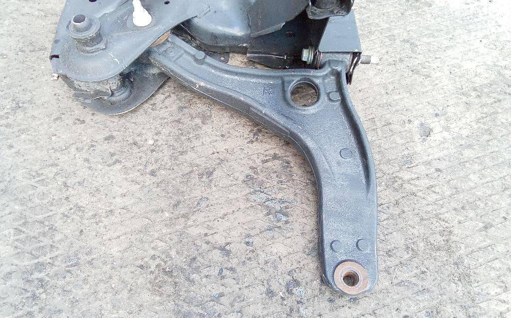 рычаг передний правый Renault Master 3 поколение 2011, 2.3 л., дизель - фото №1