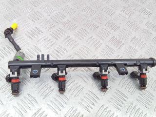 топливная рампа Renault Duster 2 поколение 2022, 2.0 л., бензин, МКПП, 8200053030