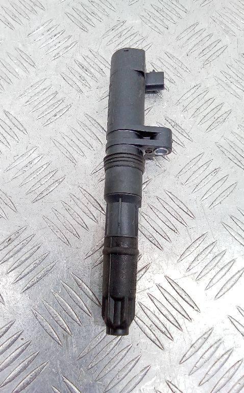 катушка зажигания Renault Duster 2 поколение 2022, 2.0 л., бензин, МКПП, 8200568671, 7700875000 - фото №1