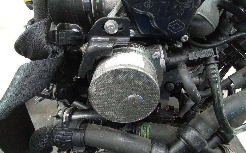 насос вакуумный Renault Scenic 3 поколение 2011, 1.5 л., дизель, МКПП - фото №1