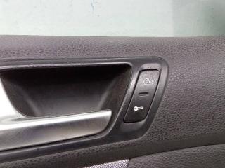 кнопка центрального замка Volkswagen Jetta 5 поколение 2005