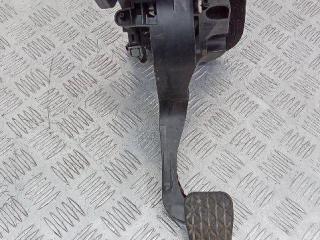 педаль сцепления Ford Fiesta 6 поколение [рестайлинг] 2015, AY11-7B633-BE