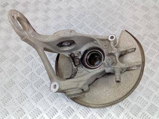 кулак задний правый Audi A5 8T 2009