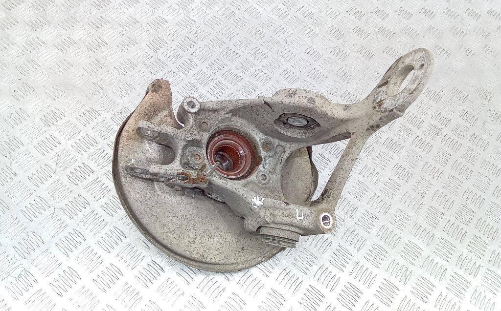 кулак задний левый Audi A5 8T 2009 - фото №1