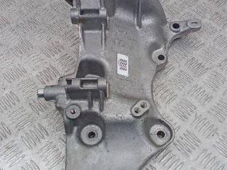 кронштейн генератора Renault Duster 2 поколение 2022, 2.0 л., бензин, МКПП, 8201033565